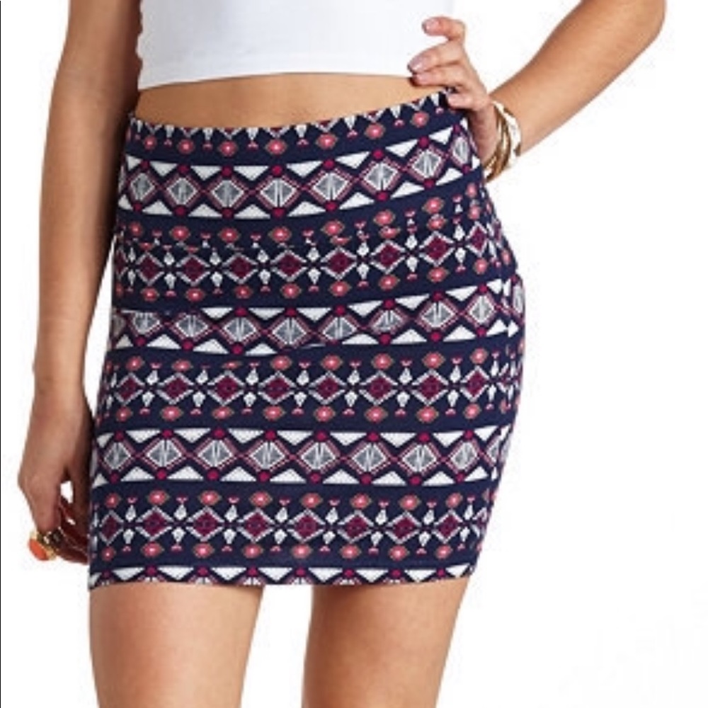 Women’s Tribal Patterned Mini Skirt